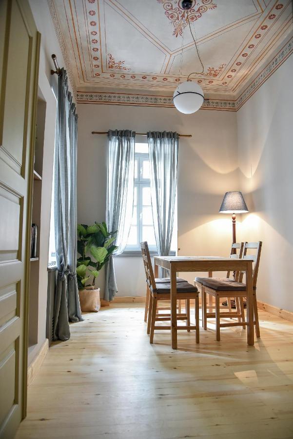 Erst Guest House Atenas Exterior foto